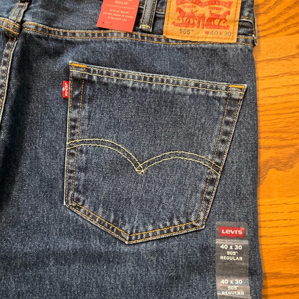 Levi's Blue Relaxed Jeans with Iconic Stitching